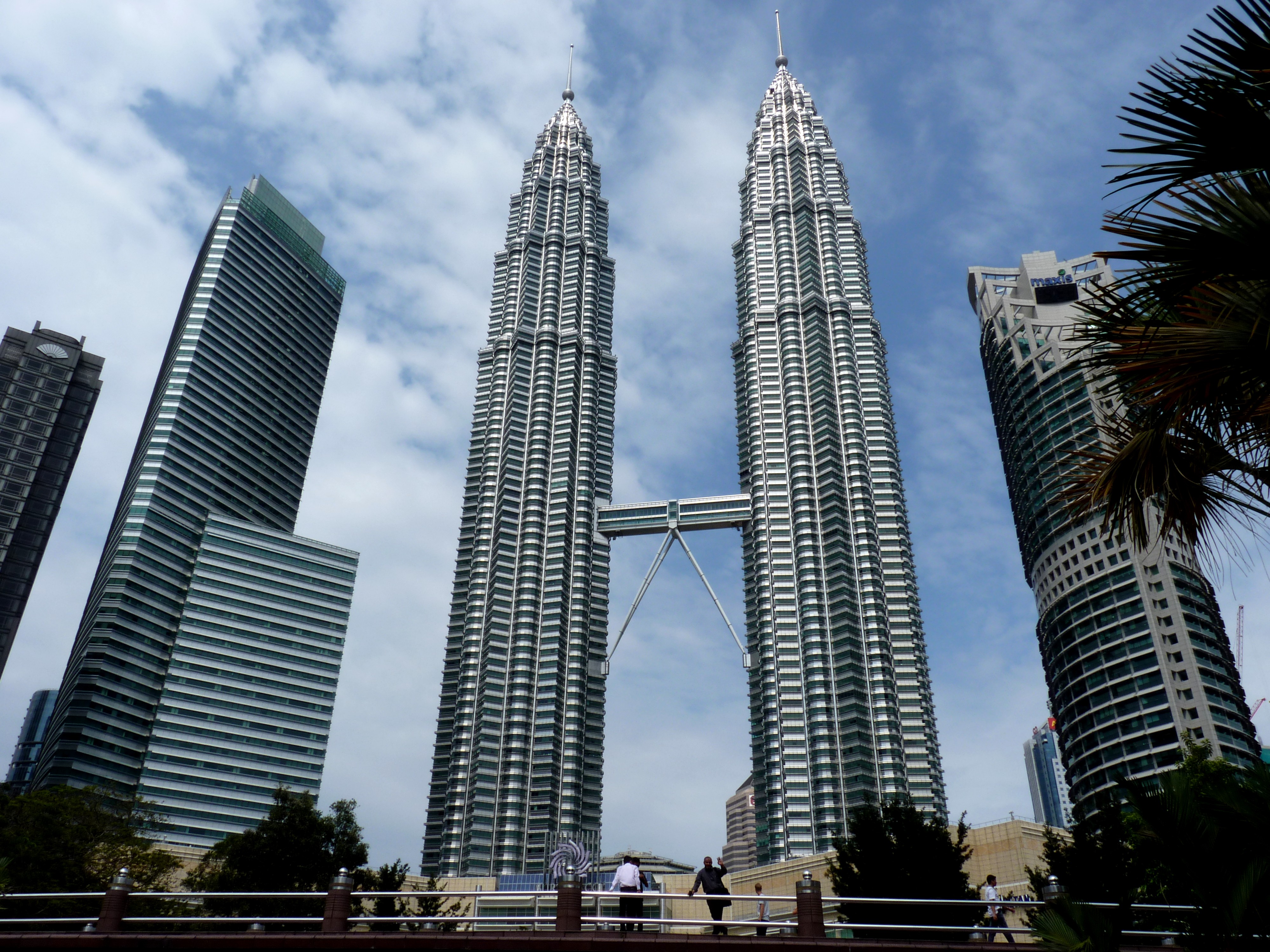ASEAN - Rapid Growth Continuing